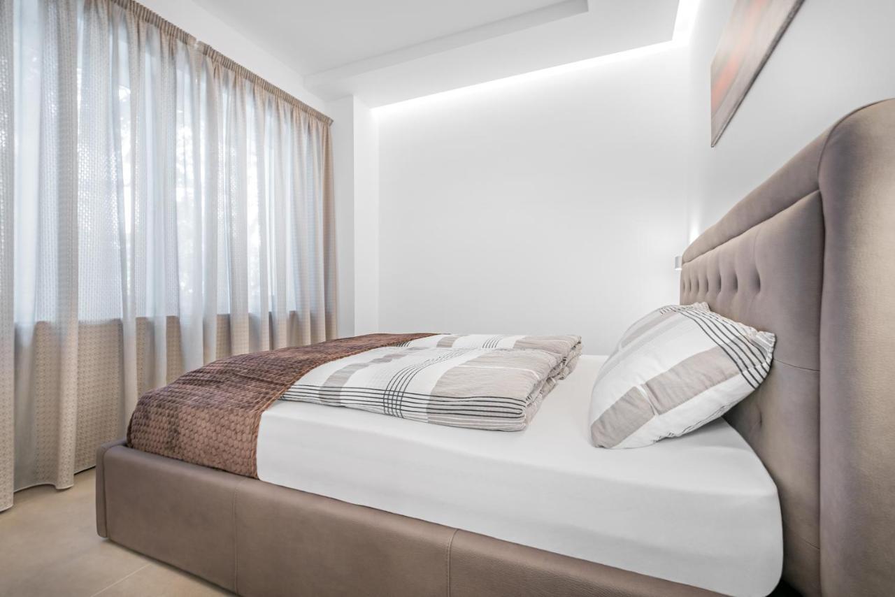 Fior Apartments Schiller เมราโน ภายนอก รูปภาพ